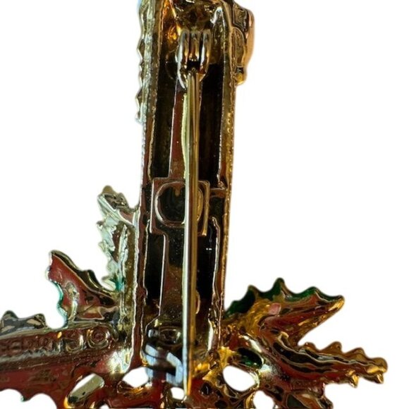 Vintage Candle Brooch Pin With Enamel Holly & Gold-Tone Finish - Picture 6 of 6